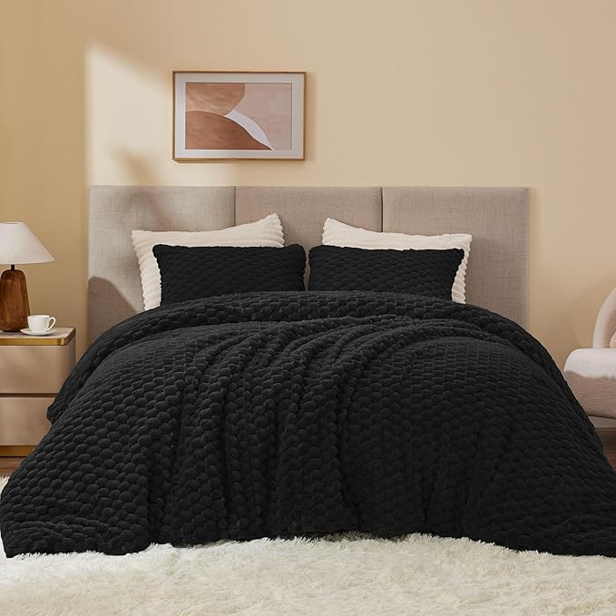 BEDELITE Fluffy Twin Comforter Set - Black Fleece Soft Comforter for Twin Size Bed, Luxury Warm Bedding Set for Winter, Fuzzy Bed Set 2 Pieces (1 Comforter, 1 Pillowcase)