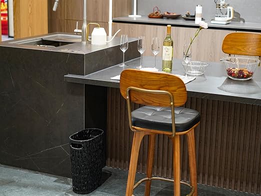 Coeusy 5 Gallon Wicker Trash Can,Black Bathroom Trash Can,Wicker Trash Basket with Handles,Handwoven Small Waste Basket for Bathroom,Bedroom,Kitchen,Office,20 Liters - Image 3