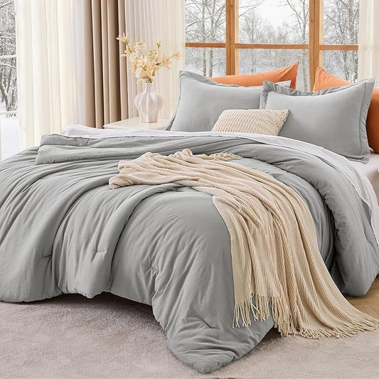 MUXHOMO King Size Comforter Set, All Season Ultra Soft Down Alternative Bedding - 3 Piece Lightweight Bed Set Includes 1 Comforter (104"x90") and 2 Pillow Shams (20"x36"), Light Grey