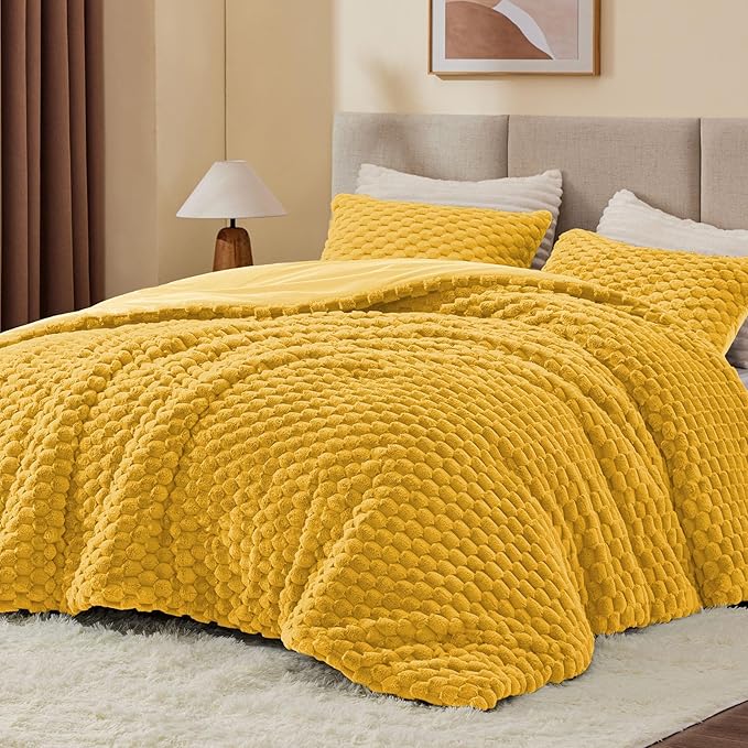 BEDELITE Fluffy King Size Comforter Set - Yellow Fleece Soft Comforter for King Size Bed, Luxury Warm Bedding Set for Winter, Fuzzy Bed Set 3 Pieces (1 Comforter, 2 Pillowcases)