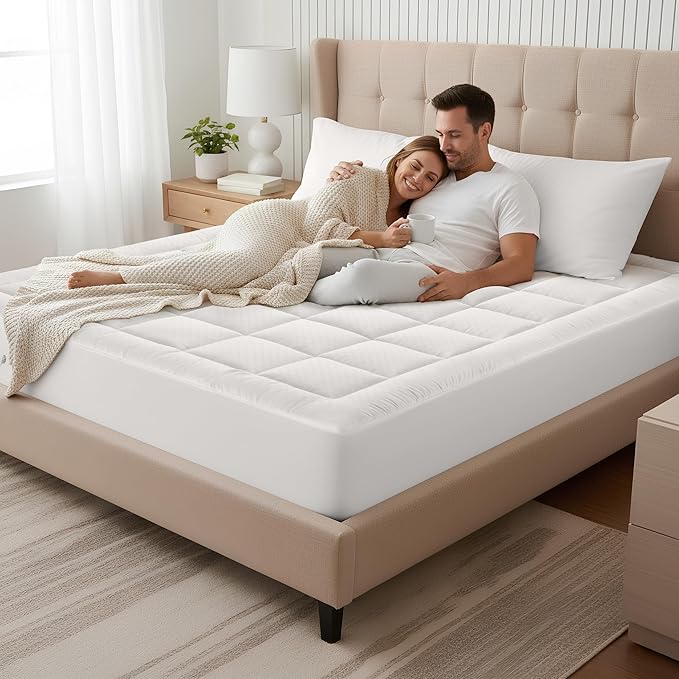 OLANLY King Quilted Fitted Mattress Pad, Elastic Fitted Mattress Topper, Cooling Soft Mattress Cover Stretches up to 21 Inches Deep, Machine Washable Mattress Protector (78x80 inch, Off White)