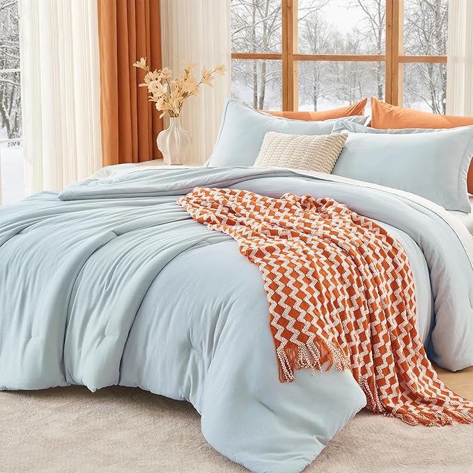 MUXHOMO King Size Comforter Set, All Season Ultra Soft Down Alternative Bedding - 3 Piece Lightweight Bed Set Includes 1 Comforter (104"x90") and 2 Pillow Shams (20"x36"), Lake Blue