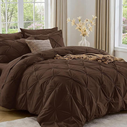 Sasttie Full Size Comforter Set, 7-Piece Bed in a Bag Double, Pintuck Bedding Set for All Season, Includes Comforter, Flat Sheet, Fitted Sheet, Pillowcases and Pillowshams, Dark Brown