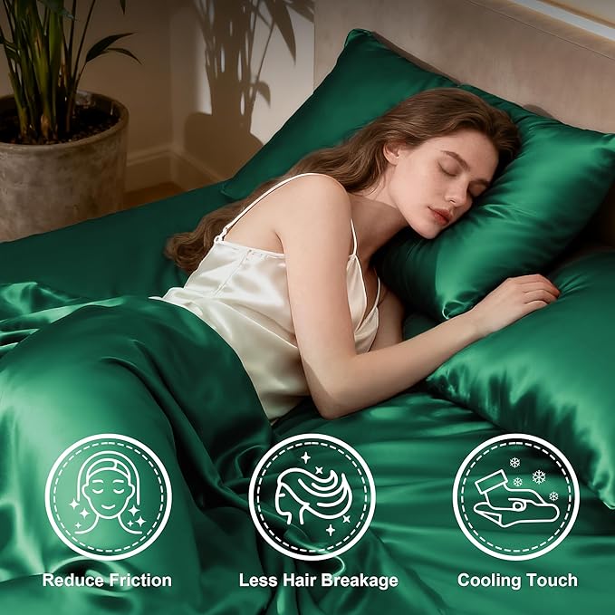 Love's cabin Satin Queen Sheets Set - 4 Piece Dark Green Silky Bed Sheets with Deep Pocket, Luxury Silk Feel Satin Queen Size Sheet Set (1 Flat Sheet,1 Fitted Sheet,2 Pillow Cases)