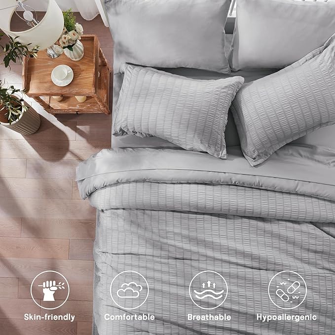 Zzlpp Full Comforter Set 7 Pieces, Light Grey Seersucker Bed in a Bag with Sheets, All Season Bedding Sets with 1 Comforter, 2 Pillow Shams, 2 Pillowcases, 1 Flat Sheet, 1 Fitted Sheet