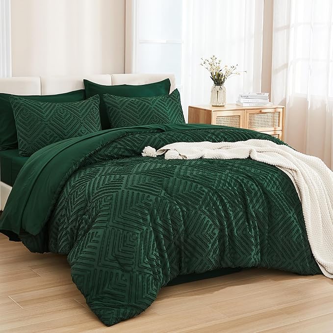 Andency Super King Plus Comforter Set Dark Emerald Green - 7 Pieces Bed in a Bag Oversized King Bedding Sets, Boho Tufted Lightweight Fluffy Bed Set with Comforter, Sheets, Pillowcases & Shams