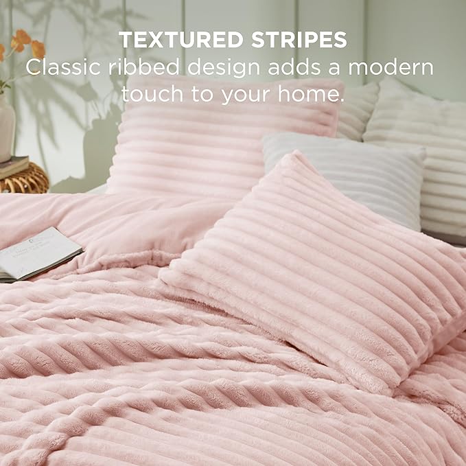 Bedsure Comforter Set Queen Size - GentleSoft™ 3 Pieces Double-Side Fleece Fluffy Pink Comforter Set, Cozy Striped Room Decor Aesthetic, Luxury Bedding Queen Size, 2 Pillowcases, 90x90 Inches