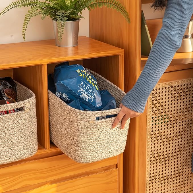 OIAHOMY 4 Pack Storage Baskets for Organizing, Cube Storage Bins for Shelves, Rectangle Storage Baskets With Handles, Woven Baskets for Storage, 12.7''Lx9''Wx7.8''H, Brown - Image 4