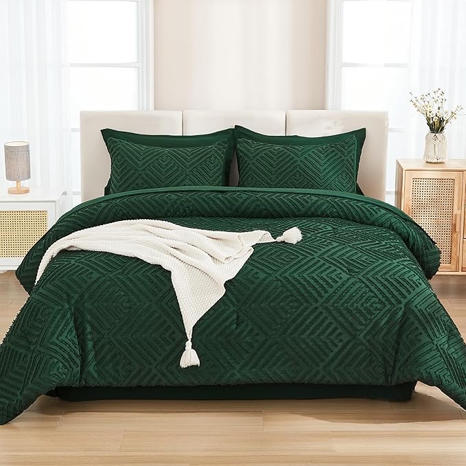 Andency Oversized King Comforter Set Dark Emerald Green - 7 Pieces Bed in a Bag Super King Bedding Sets, Boho Tufted Lightweight Fluffy Bed Set with Comforter, Sheets, Pillowcases & Shams