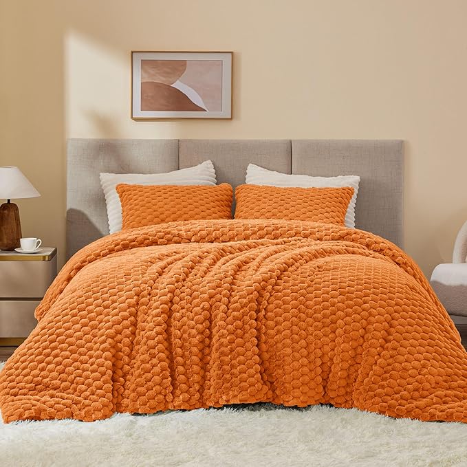 BEDELITE Fluffy Queen Comforter Set - Burnt Orange Fleece Soft Comforter for Queen Size Bed, Luxury Warm Bedding Set for Winter, Fuzzy Bed Set 3 Pieces (1 Comforter, 2 Pillowcases)