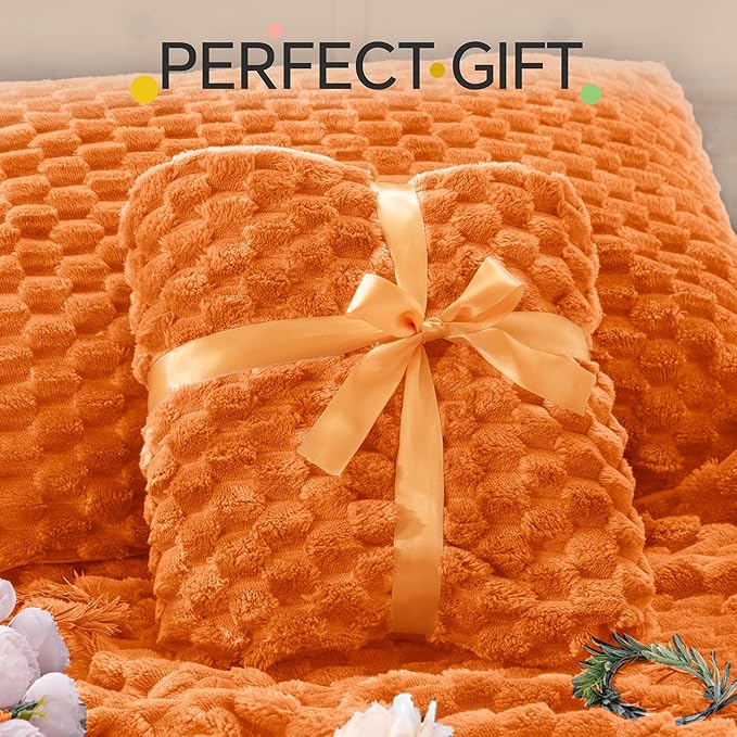 BEDELITE Fluffy King Size Comforter Set - Burnt Orange Fleece Soft Comforter for King Size Bed, Luxury Warm Bedding Set for Winter, Fuzzy Bed Set 3 Pieces (1 Comforter, 2 Pillowcases)