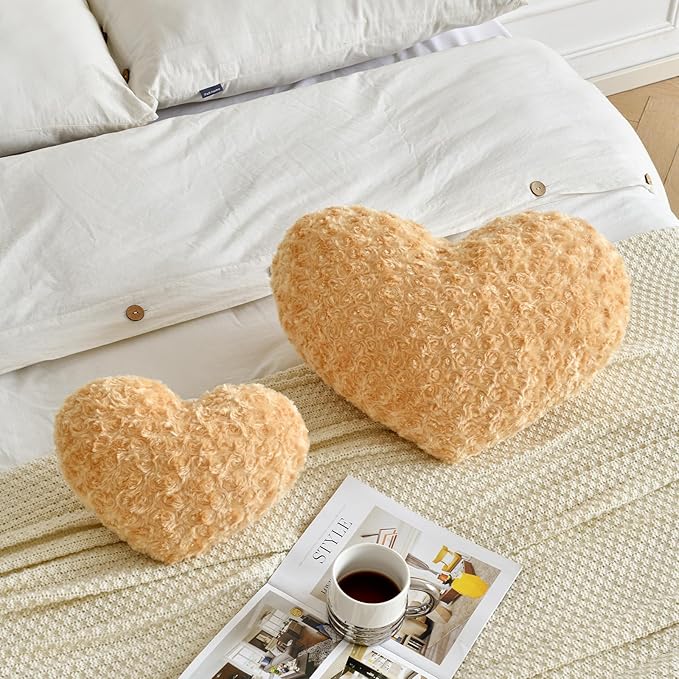 Heart Pillow, Soft Heart Shaped Pillow with Room Decorative Throw Pillows for Bed Couch Chair Sofa, Heart Shaped Cute Throw Pillow Cushion for Bedroom Living Room (Khaki, Large 19.6" x 15.7")