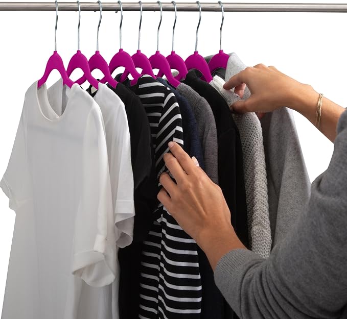 Simplify 10 Super Slim Velvet Huggable Hangers in Fuchsia - Image 5
