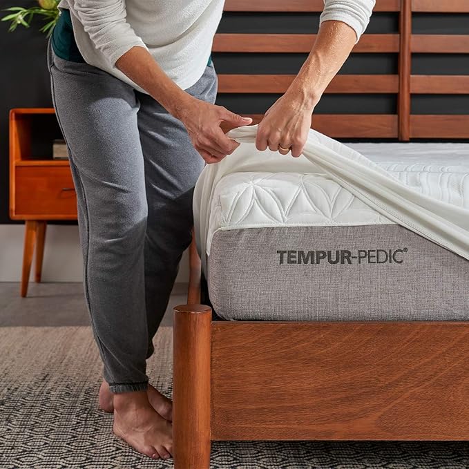 Tempur-Pedic Protect Waterproof Mattress Protector, Queen, White (Packaging May Vary)