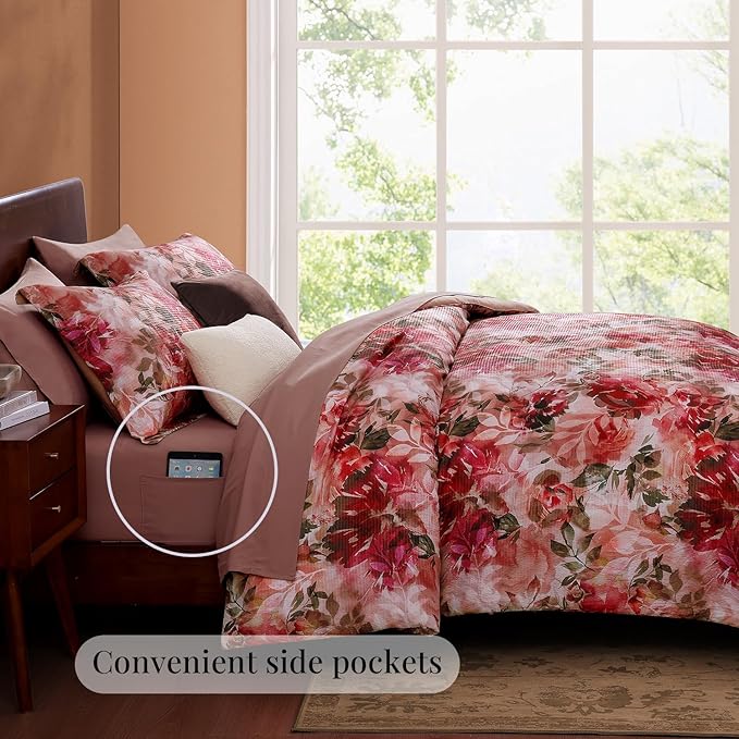 CASAAGUSTO King Comforter Set, 7 PCS Red Rose Floral Comforter Set with Flowers Leaves Pattern, Soft Seersucker Design All Season King Size Bedding Set(102"X90")