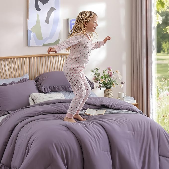 JANZAA Twin Comforter Set Grayish Purple Ruffle Comforter with 1 Pillowcase Soft Twin Size Bed Set Vintage Farmhouse Bed Comforter Set Fluffy Shabby Chic Bedding for All Season