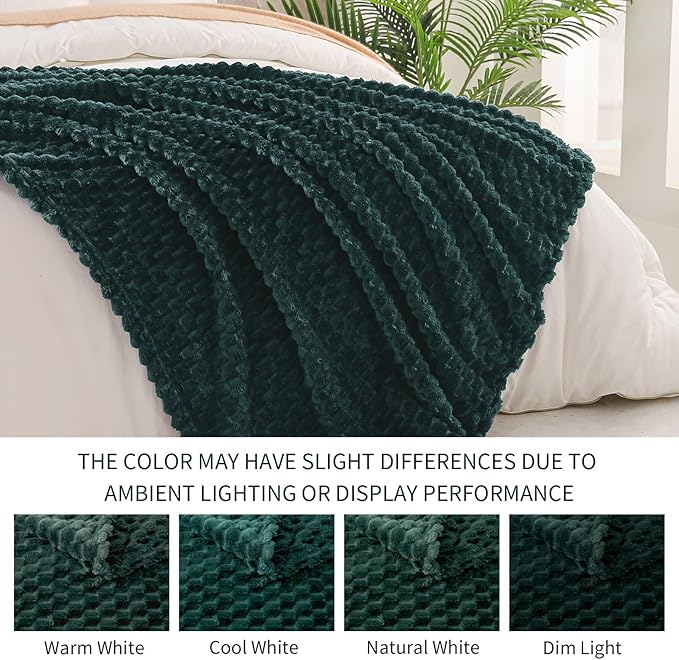 Exclusivo Mezcla Fleece California King Blanket for Bed, Oversized Fuzzy Forest Green Bed Blankets, Soft Cozy Plush Sofa Throws for All Seasons, 120x120 Inches