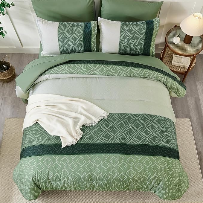 Dinjoy Green King Size Comforter Set,Striped Bed in a Bag King 7 Pieces Soft Microfiber Bedding Comforters Sets Boho Bed Complete Set for Summer All Season