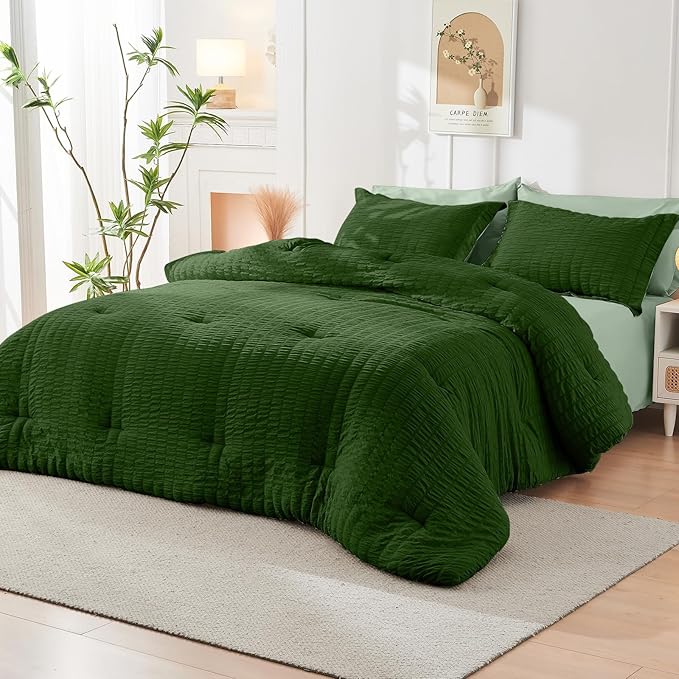 HYMOKEGE Dark Green/Sage Green California King Comforter Set Seersucker 7 Pieces, All Season Luxury Bed in a Bag for Bedroom, Bedding Set with Comforter, Sheets, Pillowcases & Shams