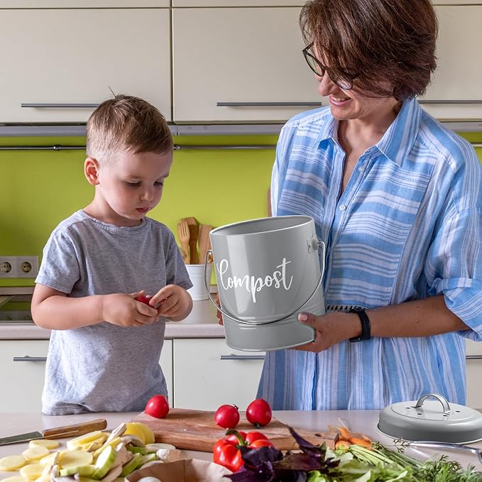 DAYYET Gray Compost Bin Kitchen, 1.3 Gallon Farmhouse Kitchen Compost Bin Countertop with Lid and Charcoal Filters, Indoor Compost Bucket for Decor and Accessories - Image 7