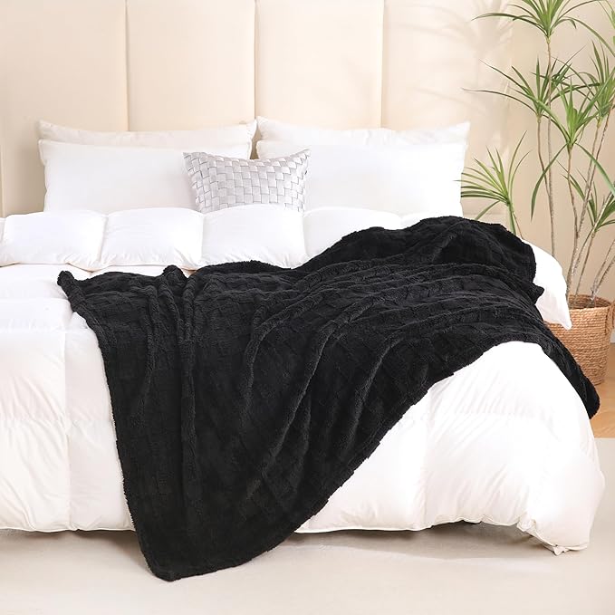 Black Fleece Throw Blanket 108”×90” for Couch Sofa Bed,Super Soft Cozy Plush Microfiber Flannel Blanket with 3D Checkered Design Lightweight for Adults,Woman,Girls