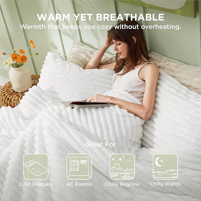 Bedsure Full Size Comforter Sets - GentleSoft™ 3 Pieces Double-Side Fleece Fluffy Bright White Comforter Set, Cozy Striped Room Decor Aesthetic, Luxury Full Size Bedding, 2 Pillowcases, 82x86 Inches