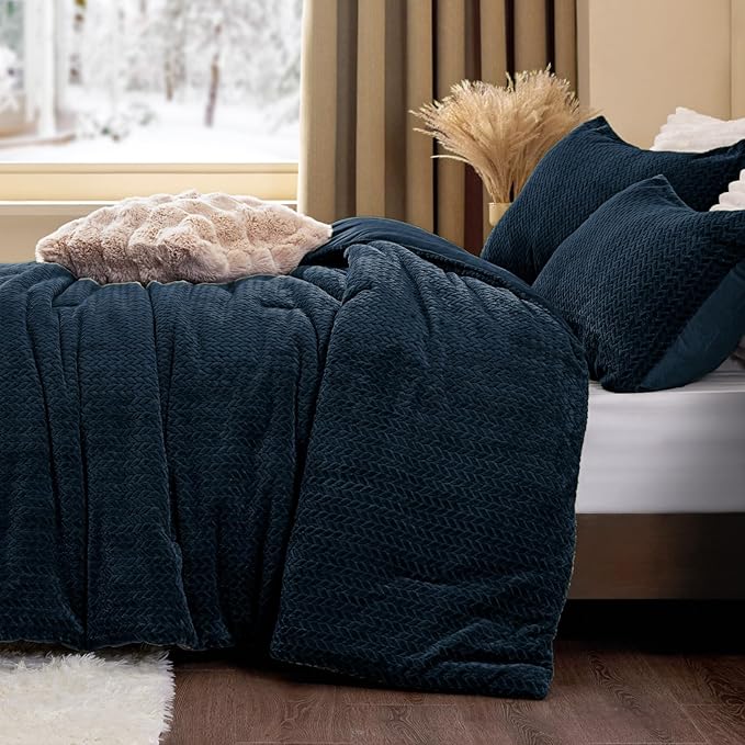 Flannel Fleece Twin Comforter Set - Furry Navy Blue Leaves Pattern Faux Fur Bed Set, Winter Ultra Soft Fuzzy Comfort Set, Velvet Bedding Set for Bed with 1 Pillow case