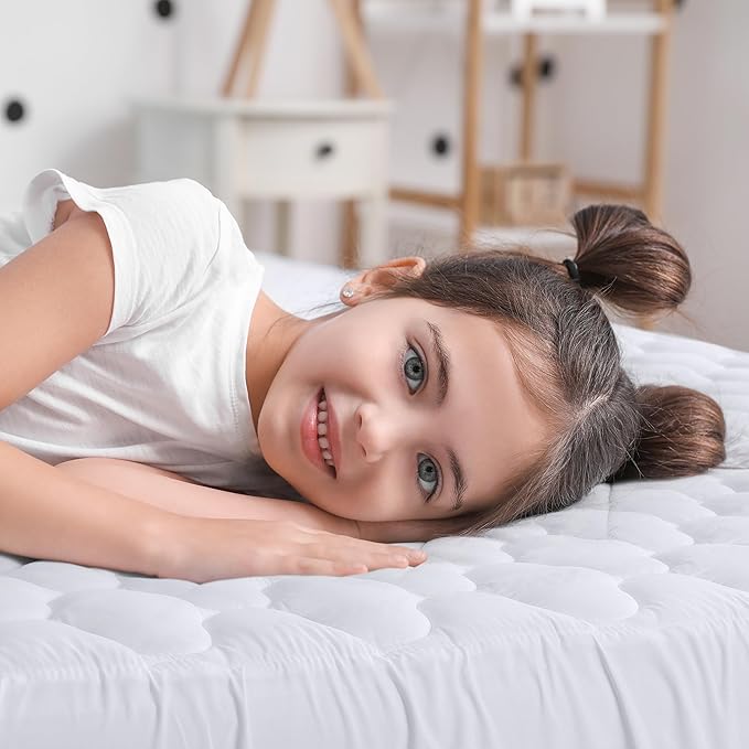 Utopia Bedding Waterproof Mattress Protector, King Mattress Pad, Noiseless Quilted Fitted Cover with Deep Pocket Stretches up to 16 Inches (White)