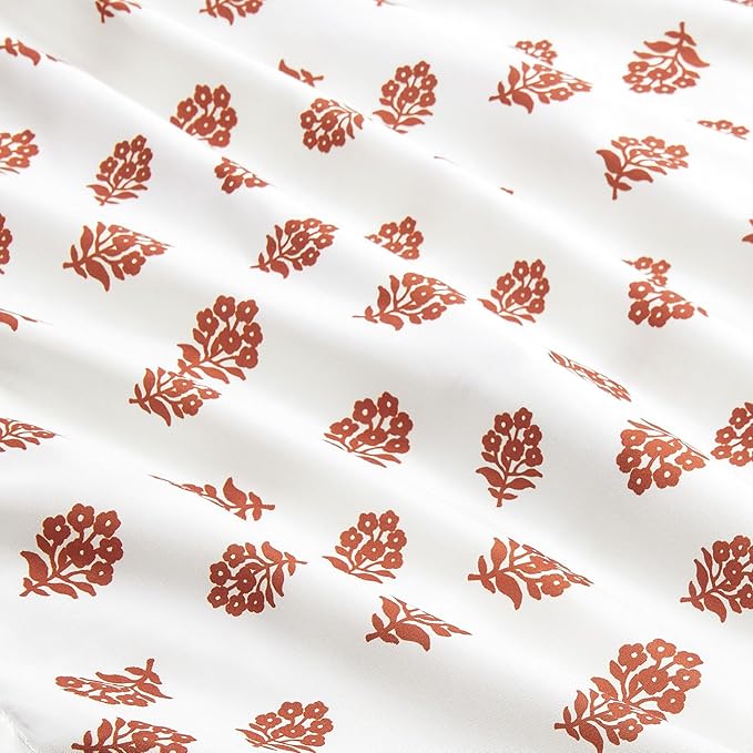 Amazon Basics Lightweight Polyester Microfiber Comforter Set, 3-Pieces, Off White Floral, King
