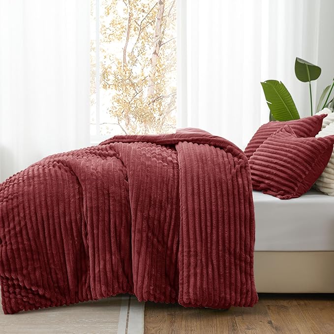 BEDELITE Fleece Full Comforter Set -Super Soft & Warm Fluffy Burgundy Bedding, Luxury Fuzzy Heavy Bed Set for Winter with 2 Pillow Cases