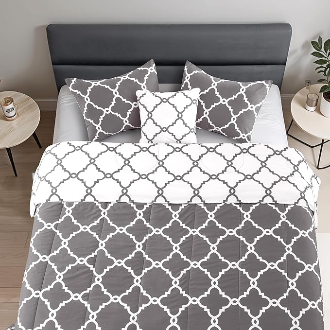 LUX Décor Reversible 5pc King Comforter Set, Printed Bedding Set, All-in-One Bed in a Bag, Includes 1 Comforter, 2 Pillow Shams, 1 Decorative Pillow & 1 Bed Skirt (Quatrefoil Grey,King)