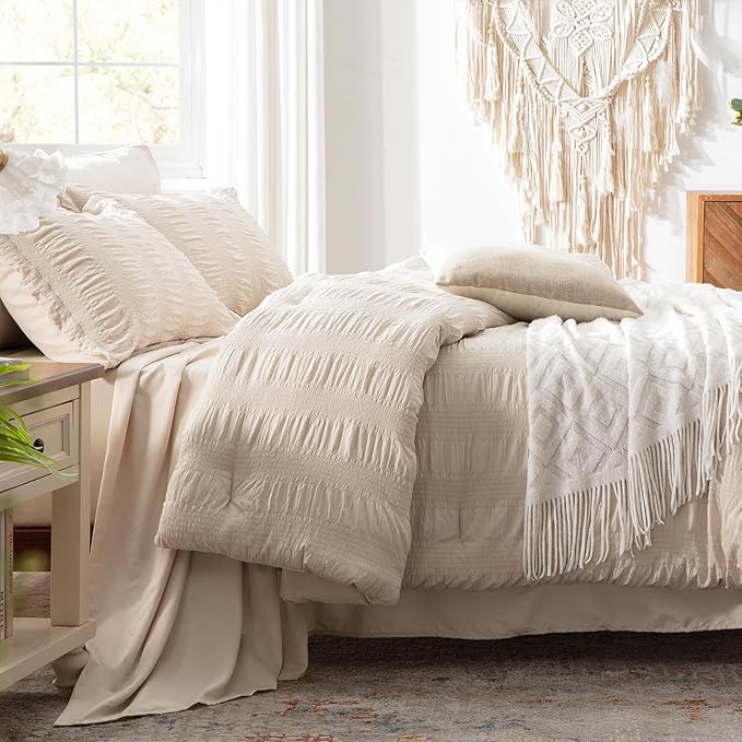 Zzlpp King Comforter Set 7 Pieces, Beige Seersucker Bed in a Bag with Comforter and Sheets, All Season Bedding Sets with 1 Comforter, 2 Pillow Shams, 2 Pillowcases, 1 Flat Sheet