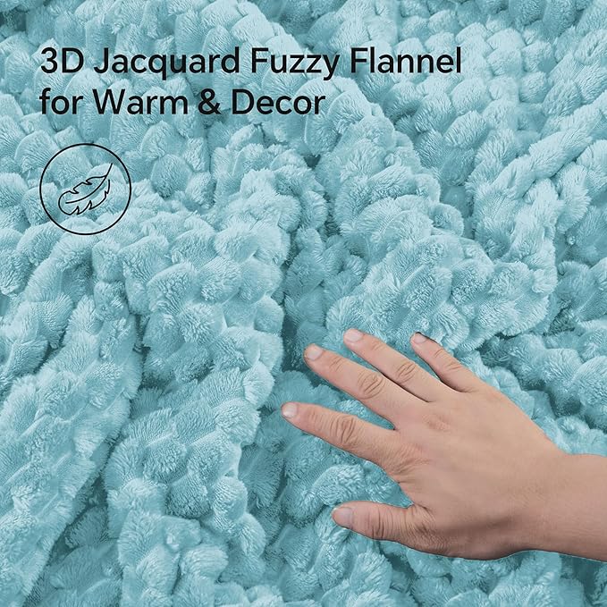 BEDELITE Fluffy Queen Comforter Set - Dusty Blue Fleece Soft Comforter for Queen Size Bed, Luxury Warm Bedding Set for Winter, Fuzzy Bed Set 3 Pieces (1 Comforter, 2 Pillowcases)