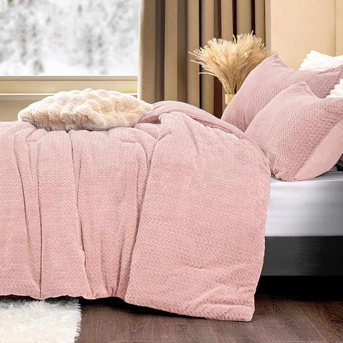 Flannel Fleece Queen Comforter Set - Furry Pink Leaves Pattern Faux Fur Bed Set, Winter Ultra Soft Fuzzy Comfort Set, Velvet Bedding Set for Bed with 2 Pillow Cases