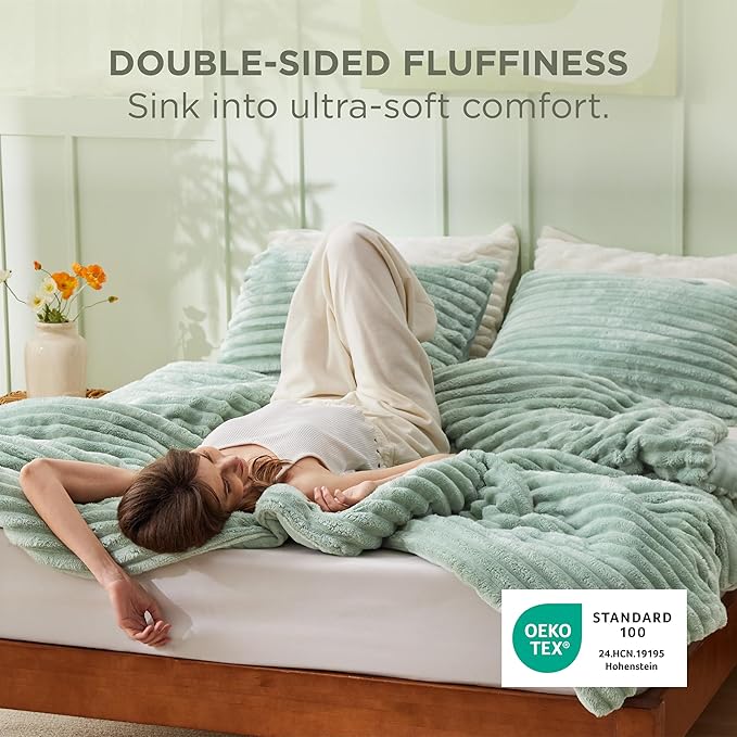 Bedsure Cal King Comforter Set - GentleSoft™ 3 Pieces Double-Side Fleece Fluffy Sage Green Comforter Set, Cozy Striped Room Decor Aesthetic, Luxury Cal King Bedding, 2 Pillowcases, 104x96 Inches