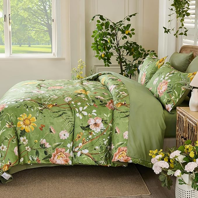 Yiran Sage Green Hibiscus Floral Comforter Set King Size, 7 Piece Bird Flowers Botanical Comforter Bedding Set, Vintage Bed in a Bag, Soft Microfiber Complete Bedding Set with Sheets for All Season