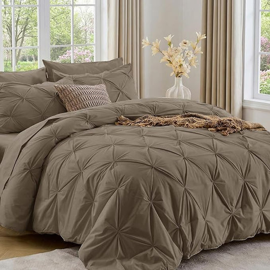 Sasttie California King Comforter Set, 7-Piece Bed in a Bag Cal King, Pintuck Bedding Set for All Season, Includes Comforter, Flat Sheet, Fitted Sheet, Pillowcases and Pillowshams, Brown