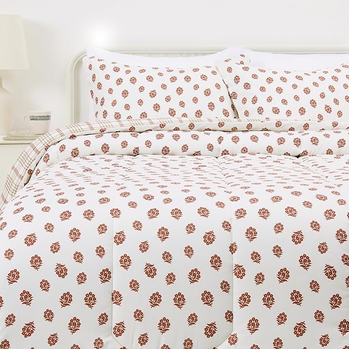 Amazon Basics Lightweight Microfiber Comforter Set, 3-Piece, Full/Queen, Off White Floral