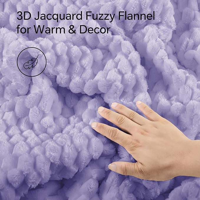 BEDELITE Fluffy Queen Comforter Set - Light Purple Fleece Soft Comforter for Queen Size Bed, Luxury Warm Bedding Set for Winter, Fuzzy Bed Set 3 Pieces (1 Comforter, 2 Pillowcases)
