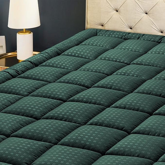 HYLEORY Twin XL Mattress Pad Quilted Fitted Mattress Protector Cooling Pillow Top Mattress Cover Breathable Fluffy Soft Mattress Topper with 8-21" Deep Pocket, Green