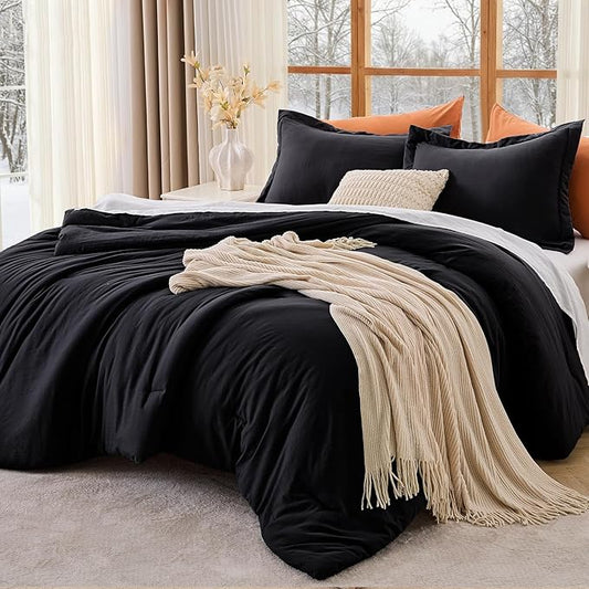 MUXHOMO Black Queen Comforter Set, All Season Ultra Soft Down Alternative Bedding - 3 Piece Lightweight Bed Set Includes 1 Comforter (90"x90") and 2 Pillow Shams (20"x26")