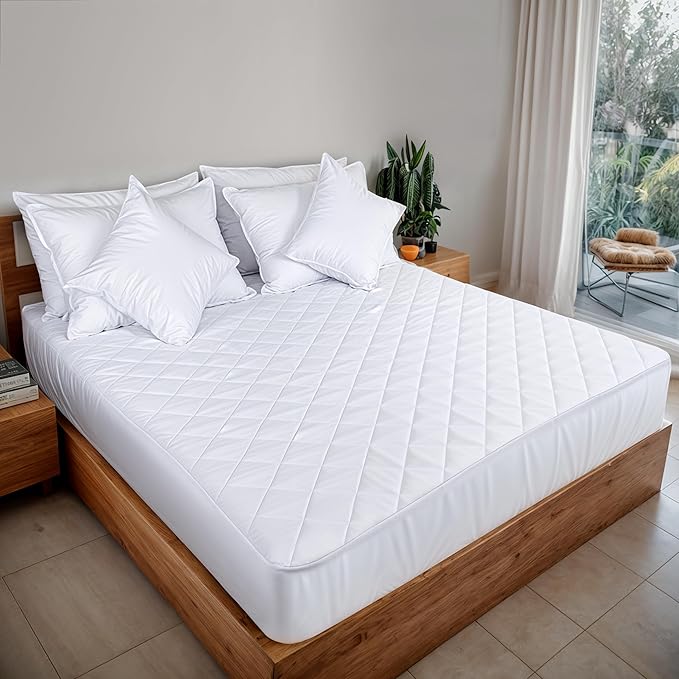 ZOYER Queen Mattress Cover, Quilted Waterproof Mattress Protector Queen Size, Hexagonal Design Mattress Pad Stretches Up to 16 Inches Deep Pocket, Breathable, Extra Soft Mattress Topper (White)
