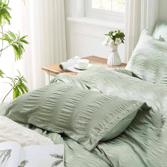 Zzlpp King Comforter Set 7 Pieces, Sage Green Seersucker Bed in a Bag with Comforter and Sheets, All Season Bedding Sets with 1 Comforter, 2 Pillow Shams, 2 Pillowcases, 1 Flat Sheet