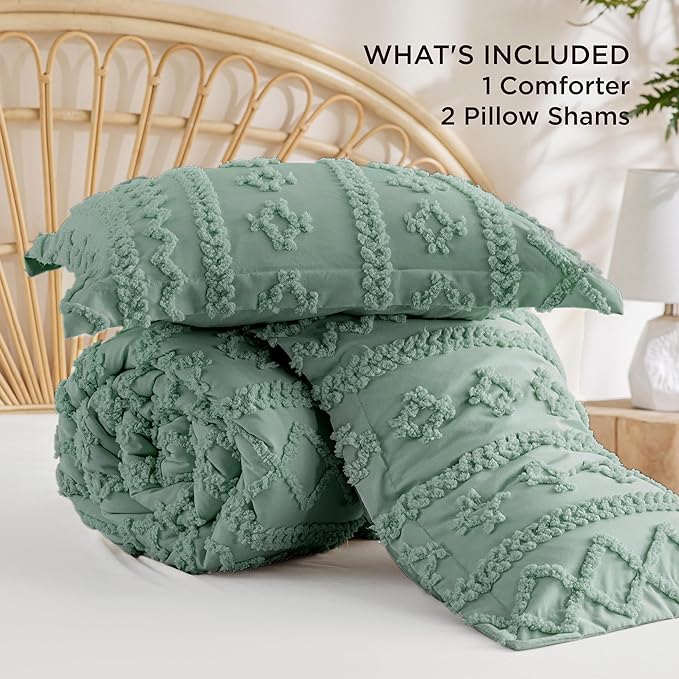 Bedsure Tufted Boho Comforter Set King Size - Green Boho Bed Set, GentleSoft™ 3 Pieces Farmhouse Shabby Chic Embroidery Bedding, Gifts for Woman, Soft Jacquard King Comforter for All Seasons