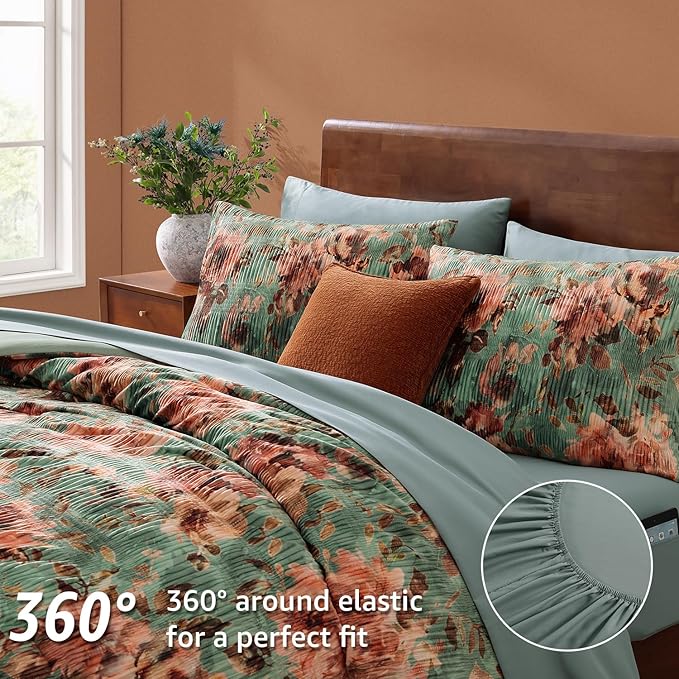 CASAAGUSTO Queen Comforter Set, 7 PCS Sage & Red Floral Comforter Set with Flowers Leaves Pattern, Soft Velvet Design for Winter Queen Size Bedding Set(90"X90")