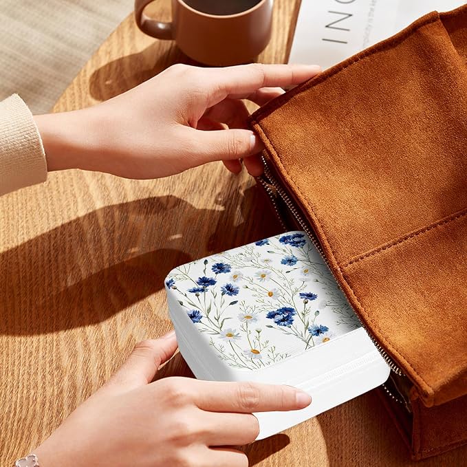 Daisy White Small Portable Jewelry Organizer Box Travel Jewelry Case Mini Jewellery Storage Box Portable jewellery Case for Rings Necklaces Earrings Gifts for Men Women Birthday Christmas - Image 6