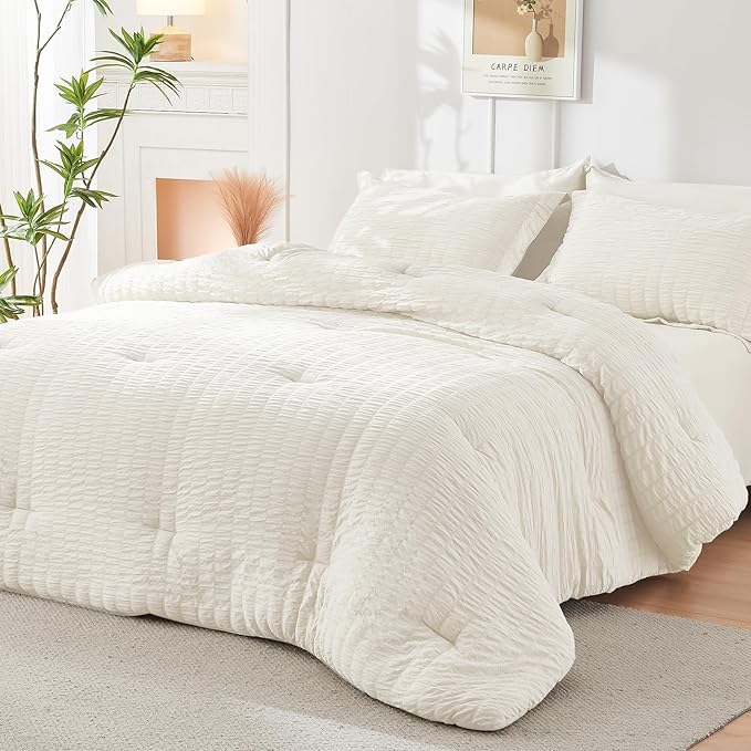HYMOKEGE Ivory Oversized Queen Comforter Set Seersucker 7 Pieces, All Season Luxury Bed in a Bag for Bedroom, Bedding Set with Comforter, Sheets, Pillowcases & Shams