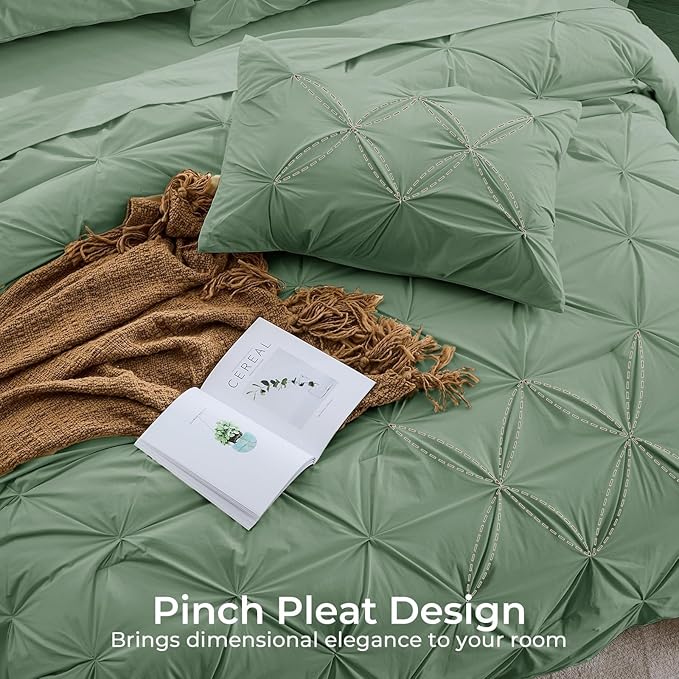 Sasttie Queen Comforter Set, 7-Piece Bed in a Bag, Pintuck Bedding Sets for All Season, Includes Comforter, Flat Sheet, Fitted Sheet, Pillowcases and Pillowshams, Sage Green