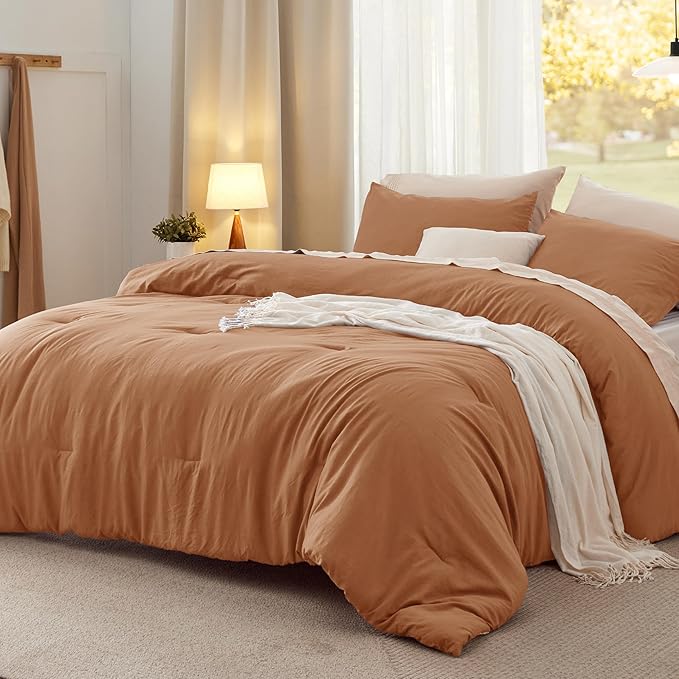 Bedsure Full Comforter Set, Pumpkin Soft Prewashed Bedding for All Seasons, 3 Pieces GentleSoft™ Bed Set, 1 Lightweight Comforter (82"x86") and 2 Pillowcases (20"x26")