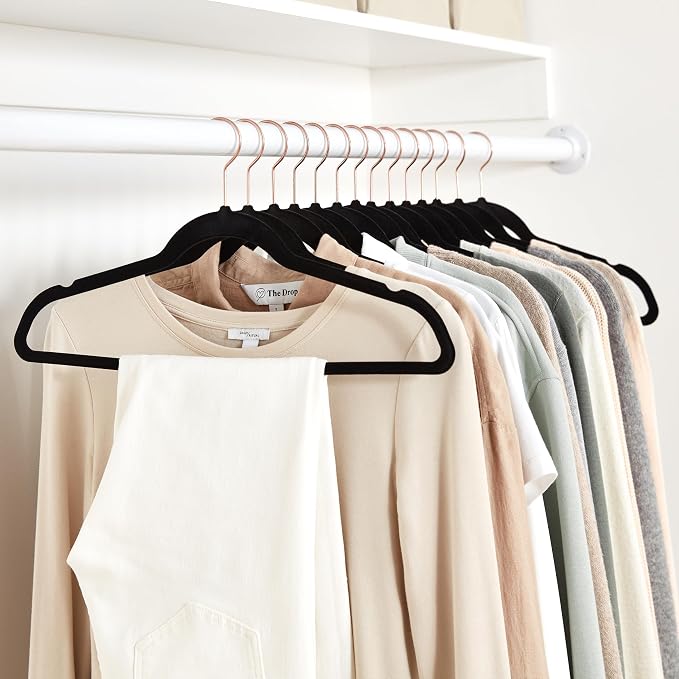 Amazon Basics Slim Velvet Non-Slip Space Saving Suit Clothes Hangers for Closet Organization, Black/Rose Gold, 50-Pack - Image 6